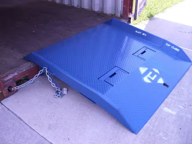 Shipping Container Ramp 20CR6048